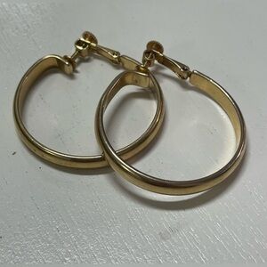 Vintage Napier 1 1/2” golden hoop screw back clip on earrings